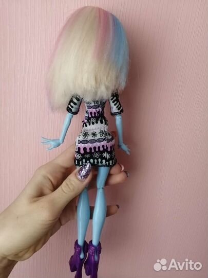 Эбби Боминейбл