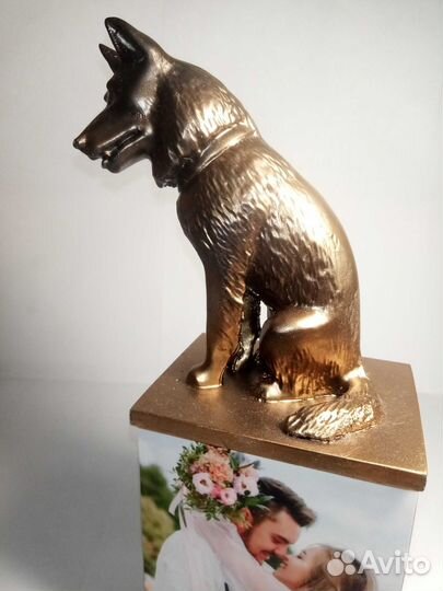 Фоторамка ручной работы в виде овчарки