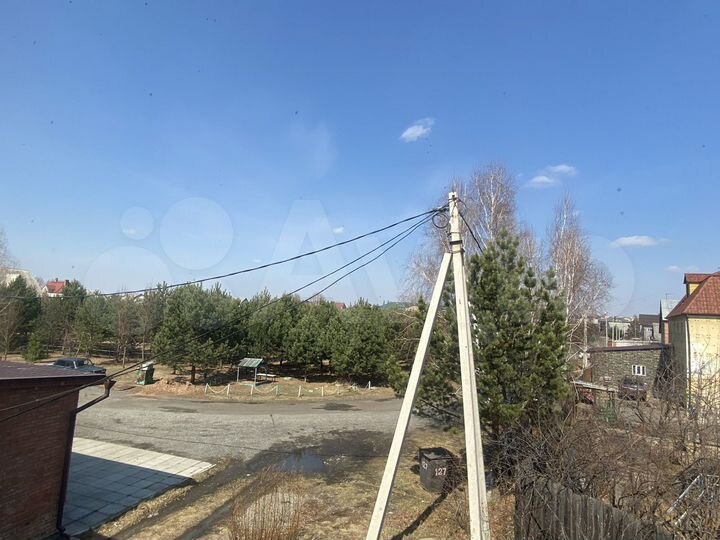 Коттедж 214,5 м² на участке 7,5 сот.