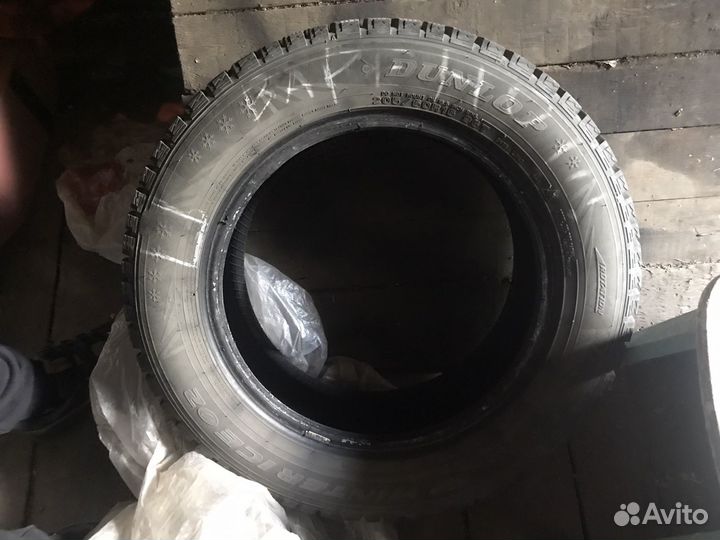 Dunlop SP Winter Ice 02 205/60 R16