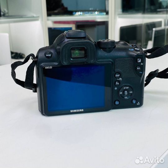 Фотоаппарат Samsung NX11 Body (тушка без объектива