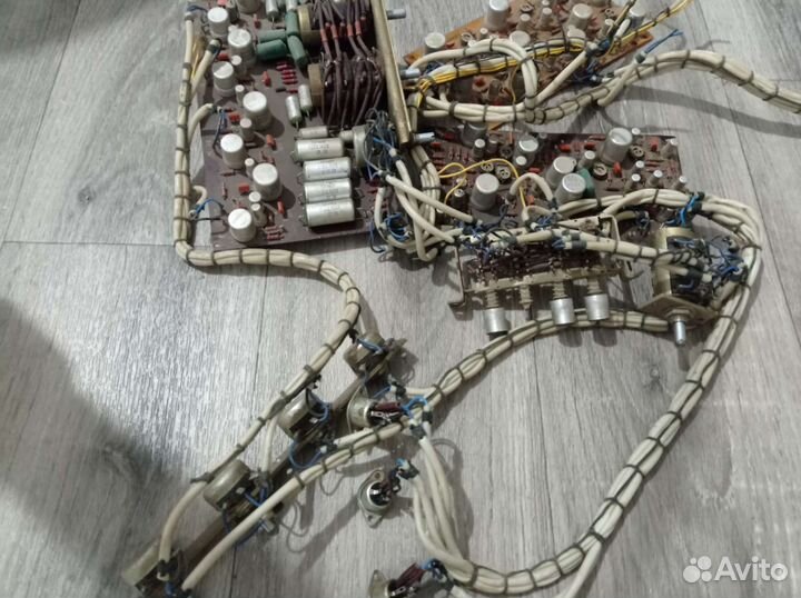 Усилитель Юпитер Квадро. Разбор