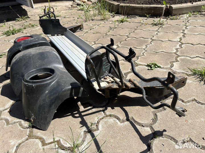 Задний бампер на Mitsubishi L200