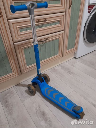 Самокат детский трехколесный