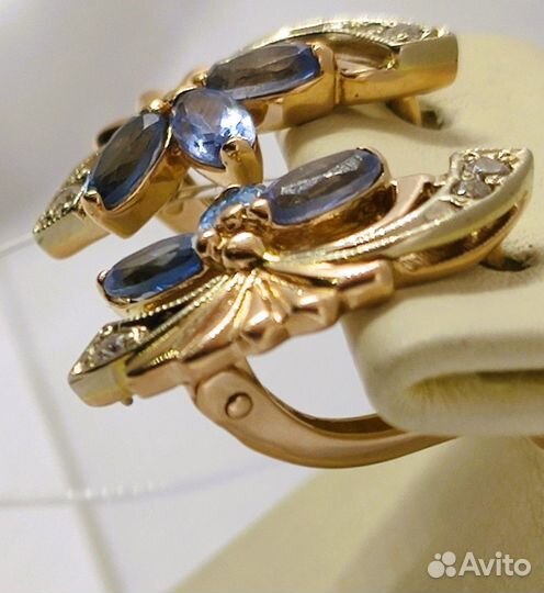 Золотые серьги