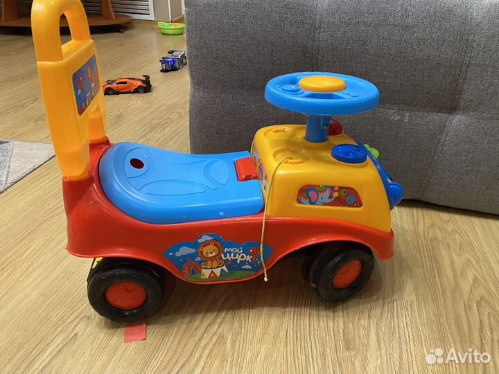 Детская машинка каталка