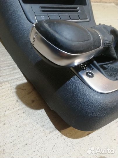 Рамка селектора АКПП Volkswagen Golf Plus