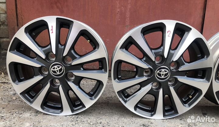 Оригинал Toyota R15 бп по РФ из Японии