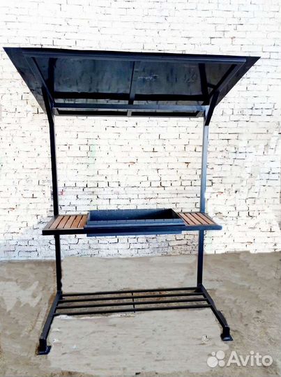 Качели, мангалы, скамьи