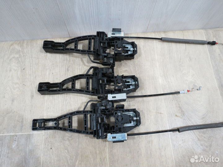 Кронштейн ручки Ford Focus 3