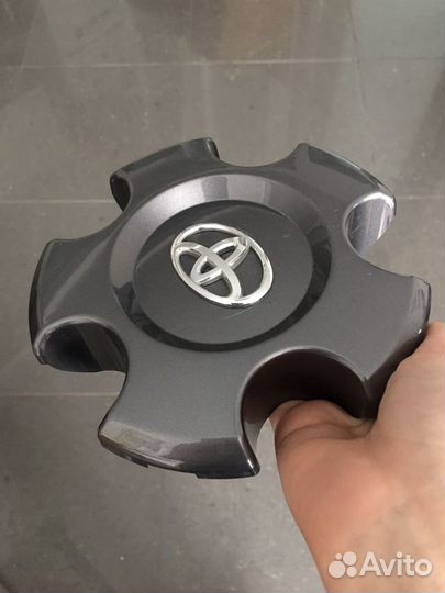 Колпаки на диски toyota tundra