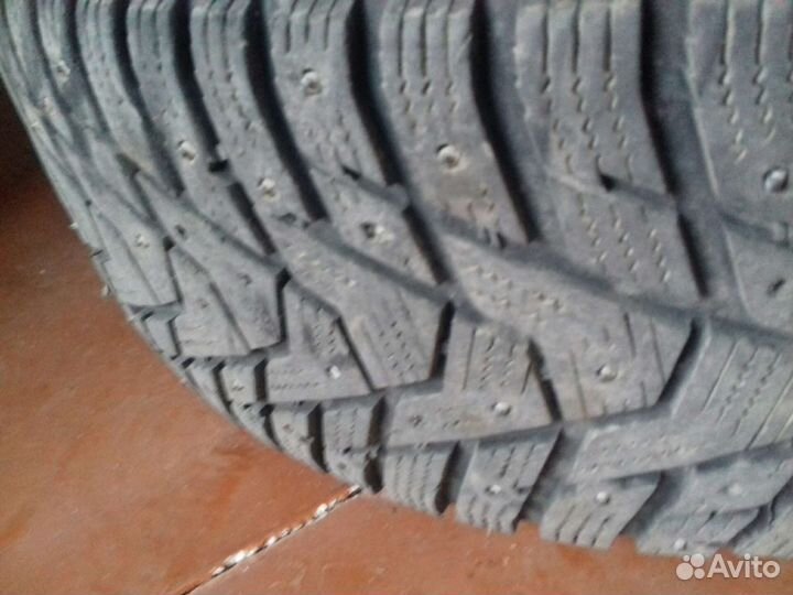 Hankook Radial K106 215/65 R16 102T