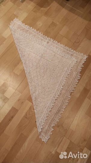 Оренбургский пуховый платок (паутинка)