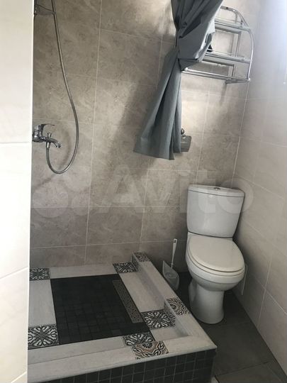 Комната 35 м² в 1-к., 1/2 эт.