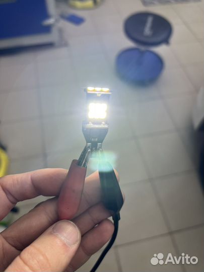 Лампа светодиодная W16W в задний ход