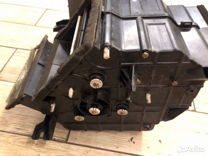 Корпус мотора печки Kia Spectra седан 1.6 2001