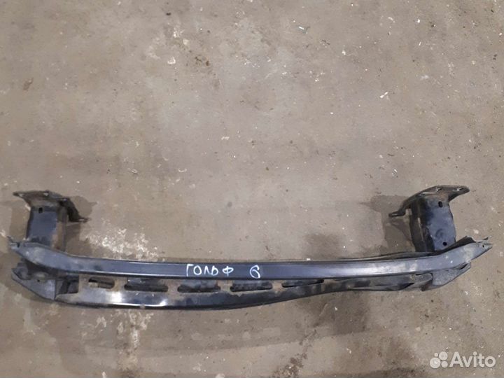 Усилитель переднего бампера фольксваген гольф 6