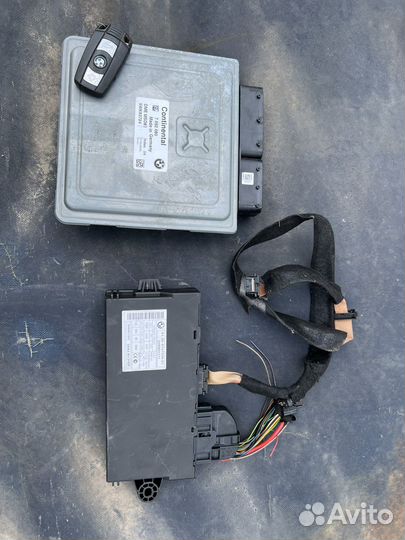 Мозги блок cas и ключ BMW e90 бесключевые