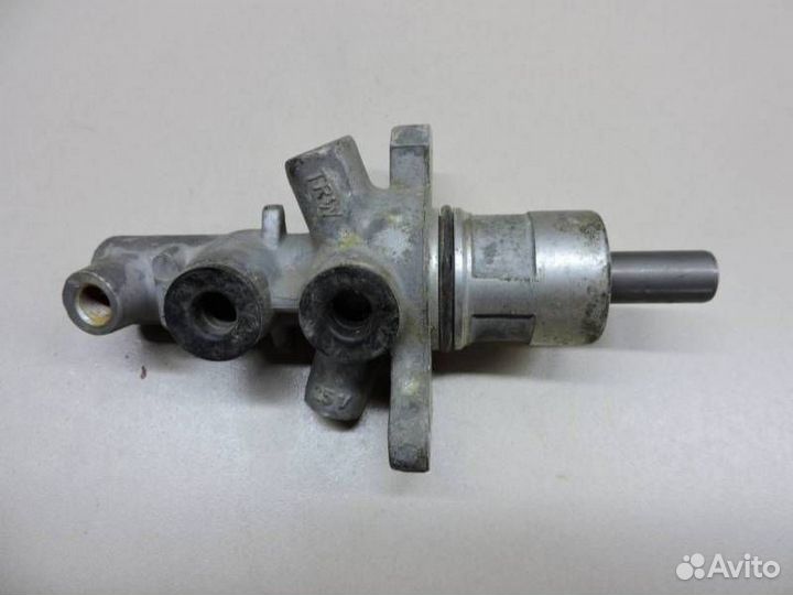 Цилиндр тормозной главный BMW 7-Series E65,E66 200