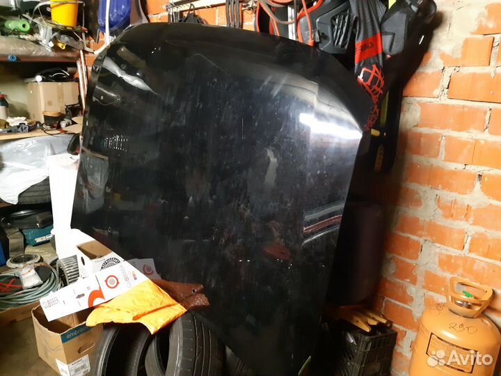 Капот на Паджеро4