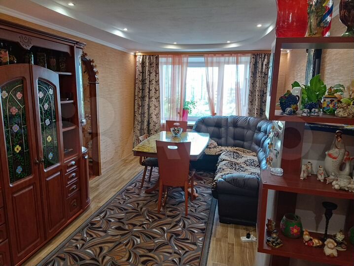 3-к. квартира, 71 м², 4/5 эт.