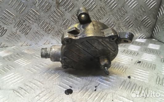 Насос вакуумный volvo V70 2 (DBN06KX01)