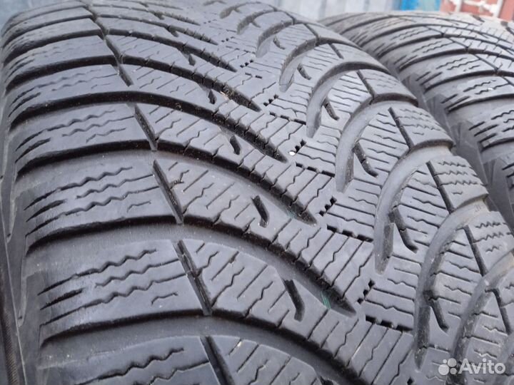 Michelin Alpin A4 215/55 R16