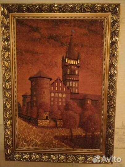 Картина из янтаря