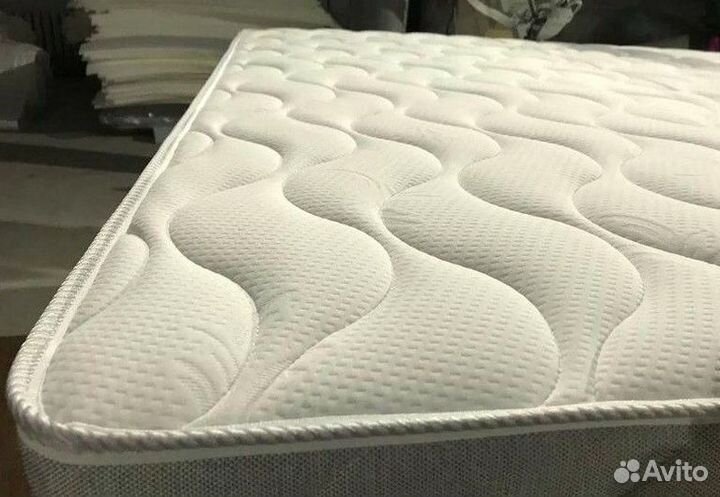 Матрас 160х200 новый жесткий