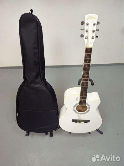 Акустическая гитара