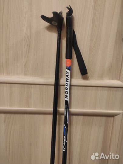 Лыжи 160см. Лыжные палки 110 см