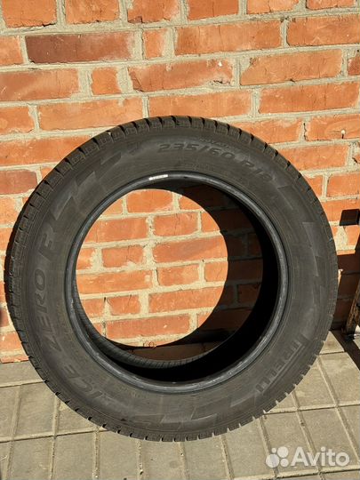 Pirelli Ice Zero FR 235/60 R18 107H