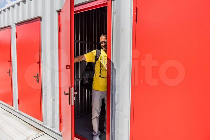 Свободный чистый сухой склад