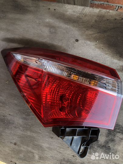 Фара toyota corolla 180