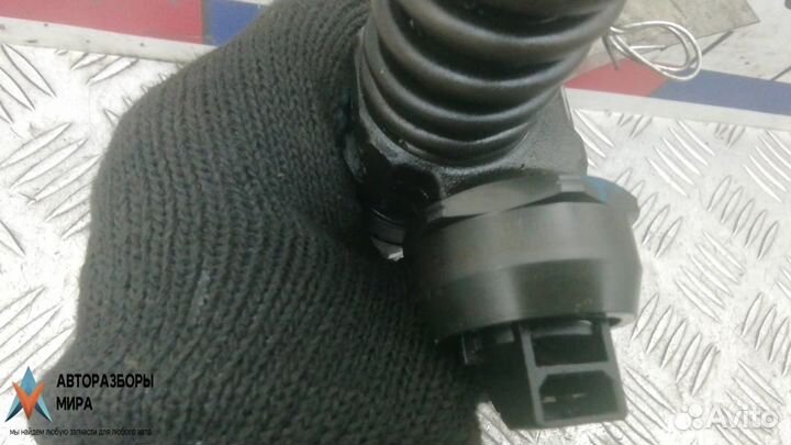 Форсунка Volkswagen Touareg 2004 07Z130073H