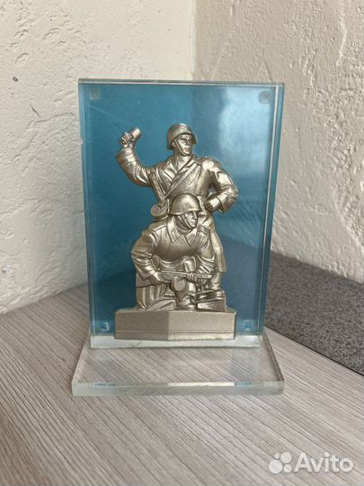 Статуэтка.Волгоград.Оргстекло.Сталинград