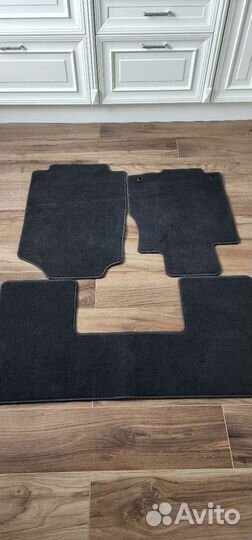 Автомобильные коврики текстильные