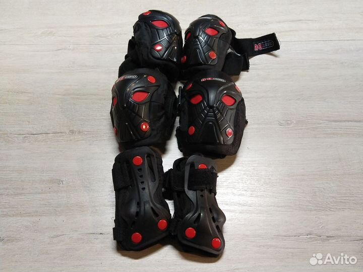 Защита детская для роликов, коньков, скейта
