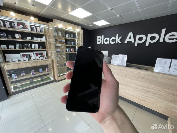 iPhone 12, 64 ГБ