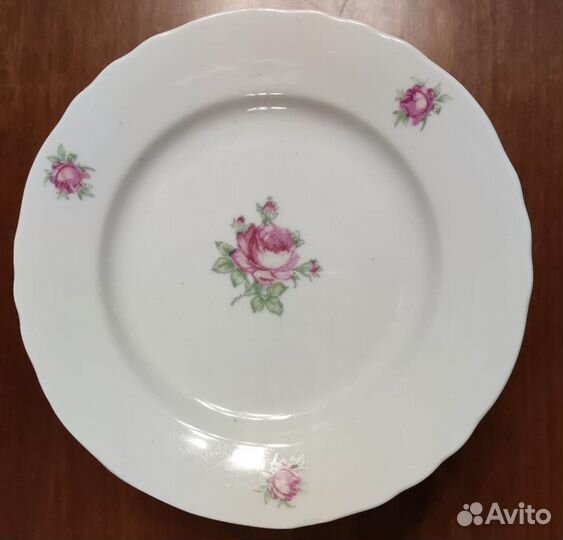 Тарелки десертные с розочками 17,5 см, 18 шт, СССР