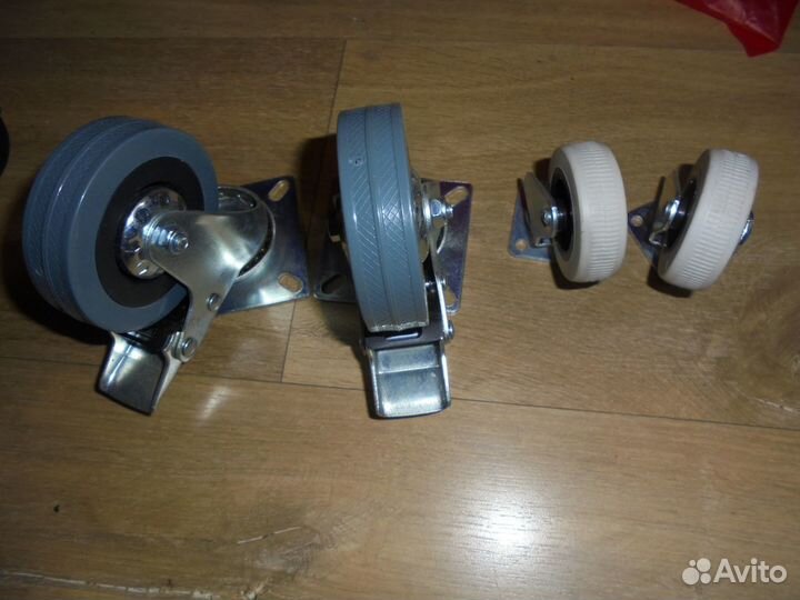 Колеса поворотные для тележки новые