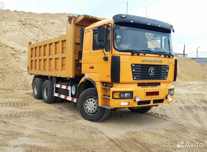 Водитель на самосвал