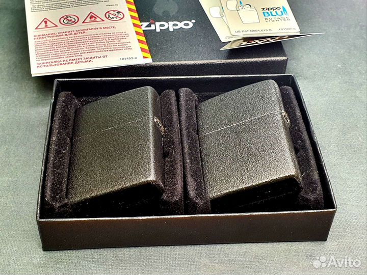 Зажигалки Zippo - Мем с котом за столом