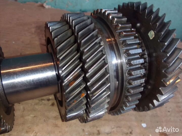 Вторичный вал кпп 1.8 Fiat Marea