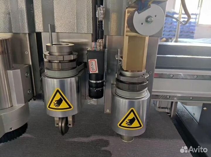 Планшетный режущий плоттер T-CUT DC 3235