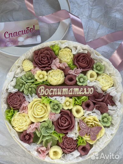 Шоколадный букет в коробке