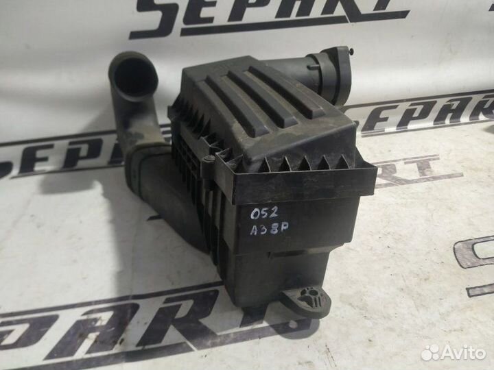 Корпус воздушного фильтра Audi A3 8P 2004—2008