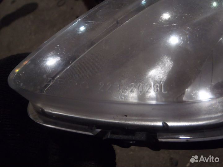 Фара противотуманная левая Kia Picanto 2 TA 2011-2