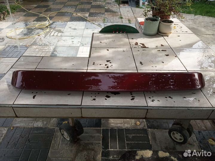 Спойлер аэродинамический для легкового автомобиля