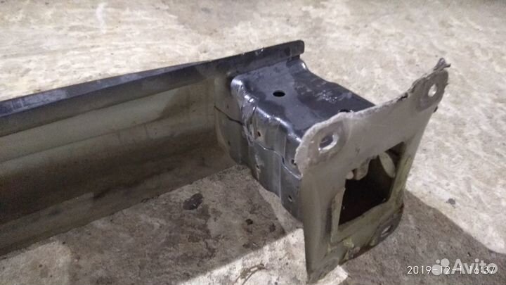 Усилитель заднего бампера Шкода Октавия А7 FL